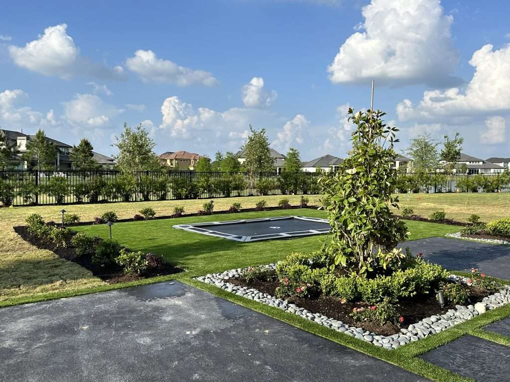 commercial landscaping Spring, TX